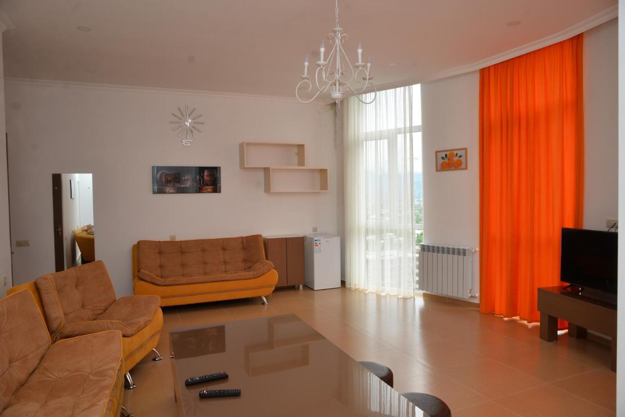 Orange Home Hotel 바투미 외부 사진