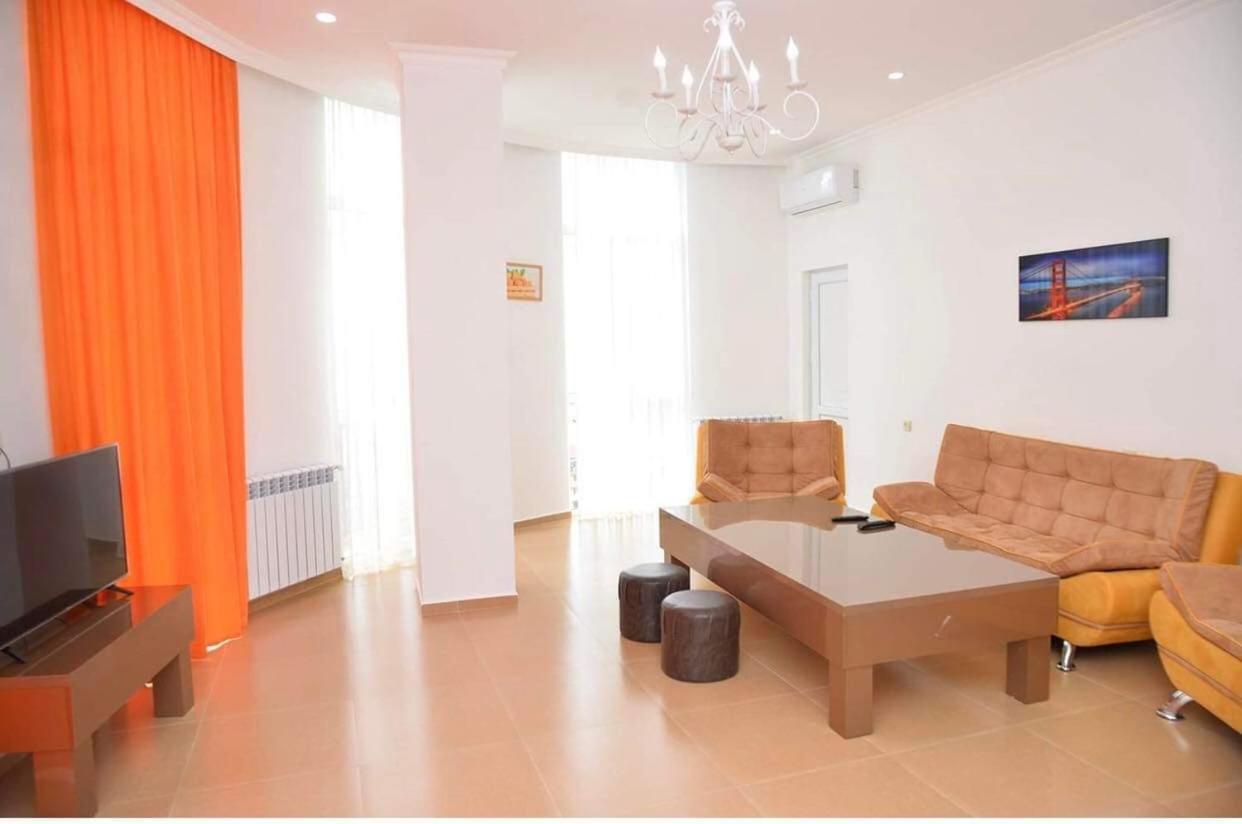 Orange Home Hotel 바투미 외부 사진
