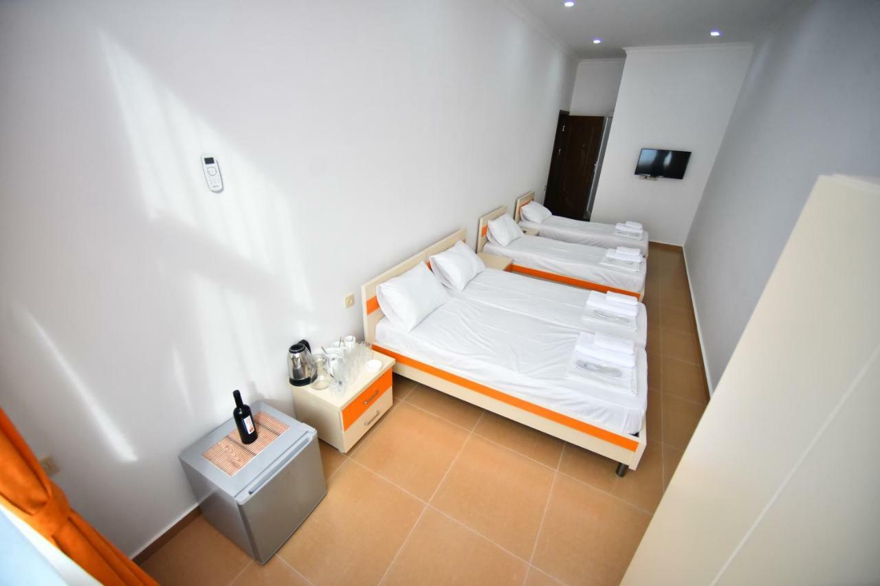 Orange Home Hotel 바투미 외부 사진